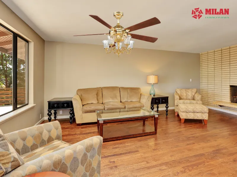 Quạt trần mạ vàng FY968 xứng tầm không gian biệt thự.