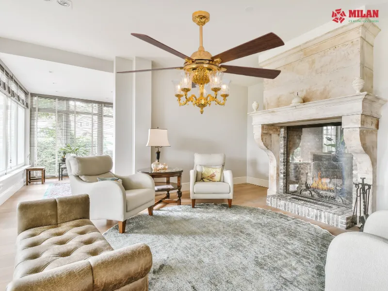 Quạt trần mạ vàng đáp ứng tốt nhu cầu làm mát và thẩm mỹ cao cấp.