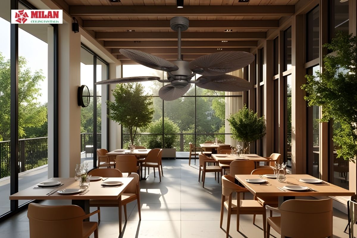 Quạt trần cho nhà hàng sang trọng: Giải pháp làm mát và điểm nhấn decor đẳng cấp
