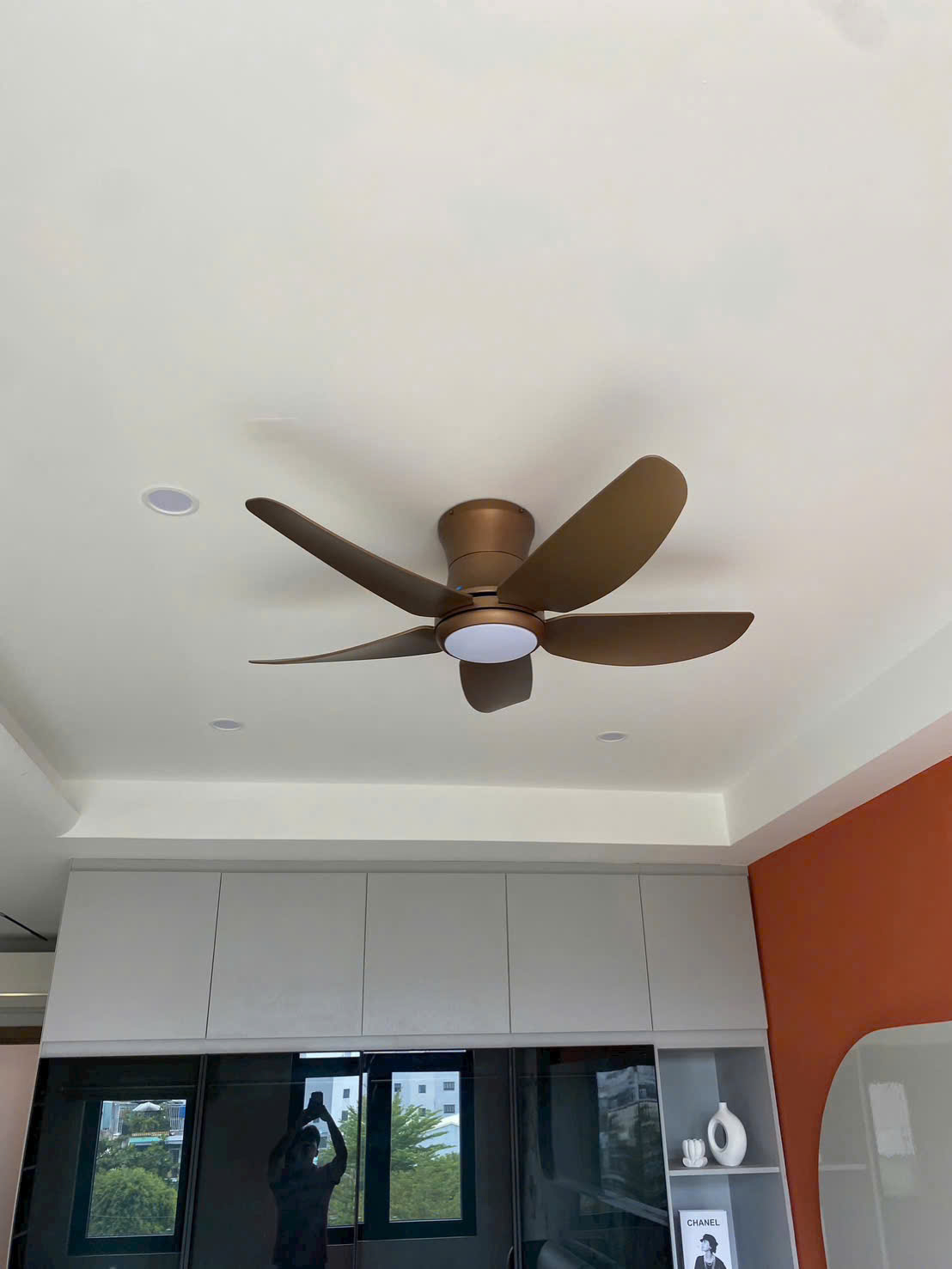 Công Trình Thực Tế: Lắp Quạt Trần Cho Căn Hộ Trần Thấp Tại TP.HCM